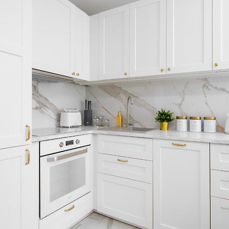 Glam & Modern By Cooee Apartments Варшава Екстериор снимка