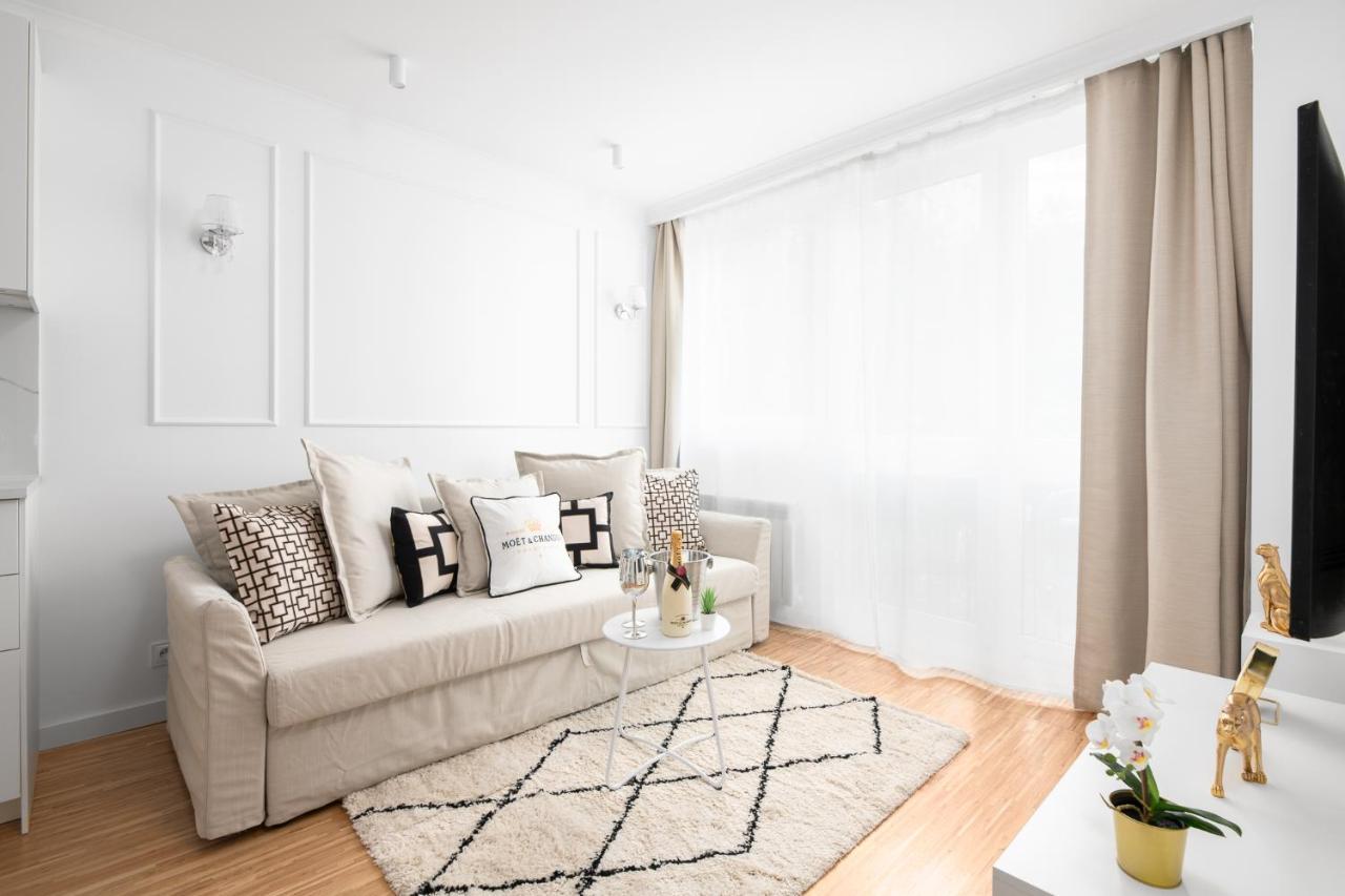 Glam & Modern By Cooee Apartments Варшава Екстериор снимка